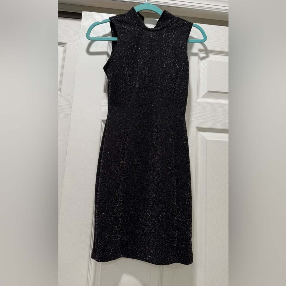 Elegant Black Sleeveless Dress